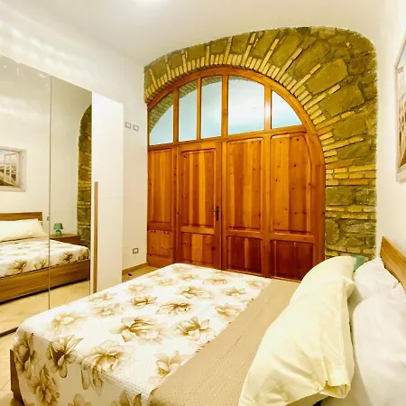 Apartment Appartamento-la Perla Nel Borgo